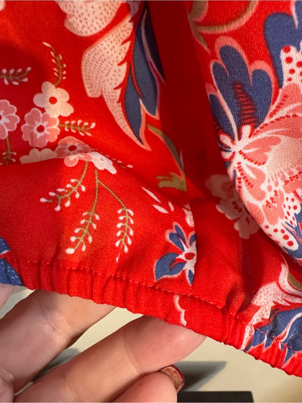 NWT ANN TAYLOR LOFT Red Floral Neckline Detail Top XLARGE #Z - Picture 7 of 9